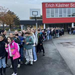 Jahrgang 6 wandert auf den Burgberg