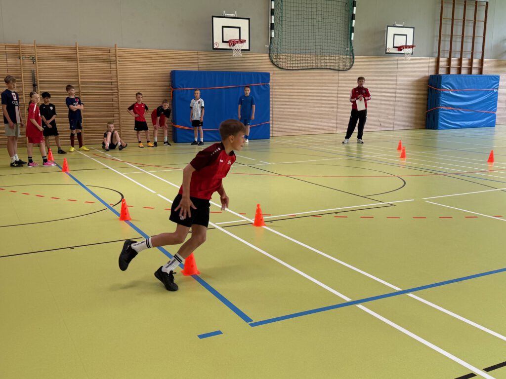 Erfolgreiche Premiere: Sichtung für die Profilschule für Sporttalente