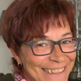 Simone Bosum
